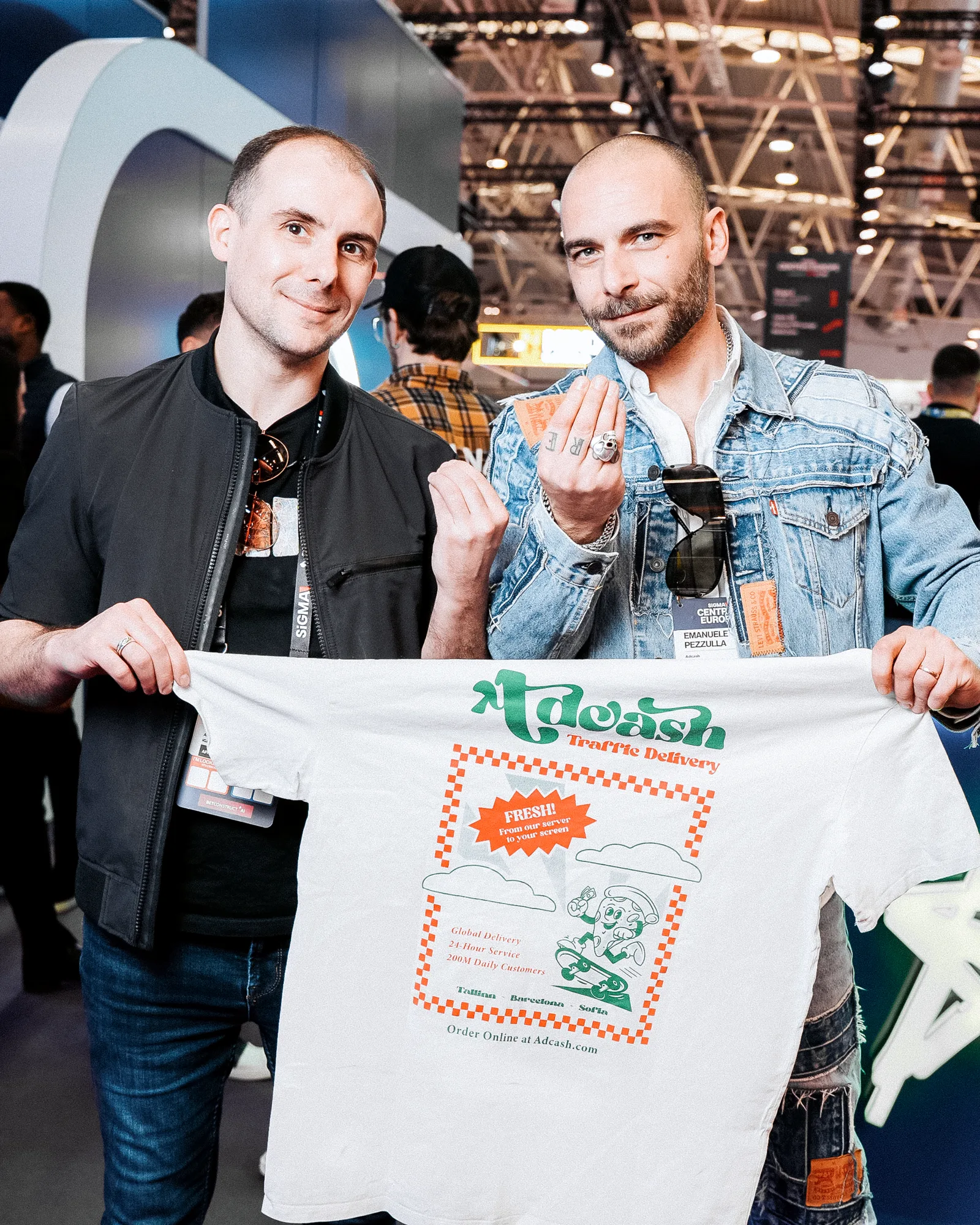 Lele and Jimmy with an Adcash pizza T-Shirt